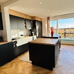 Chic With Panoramic View Appartement Caen