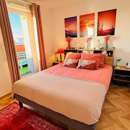 Chic With Panoramic View Appartement Caen