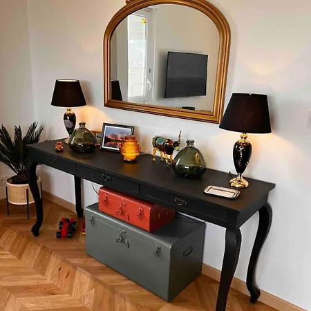 Chic With Panoramic View *